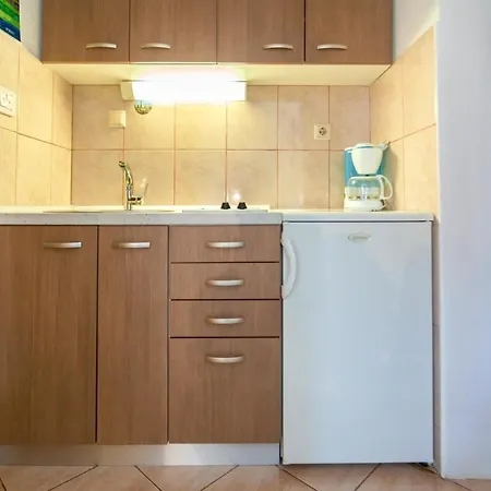 Für 2 Personen Ca 25 Qm In Njivice, Kvarner Bucht Krk Apartment