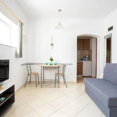 Fuer 2 Personen Ca 25 Qm In Njivice, Kvarner Bucht Krk Apartment Njivice